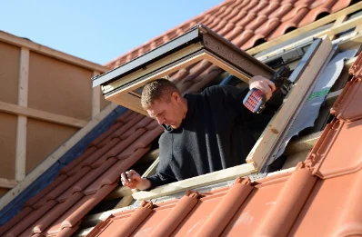 Pose de fenêtres de toit Velux à Azelot